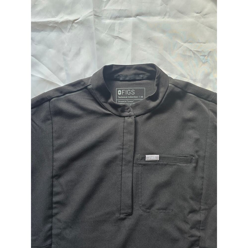 FIGS Women’s Technical Collection Scrub Top (Style W23SW1002) size XS. - Picture 5 of 6